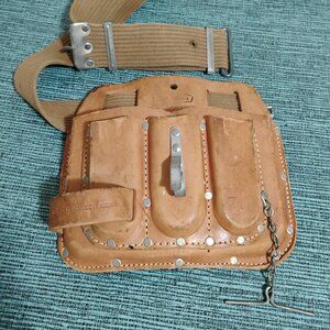Vintage leather Sears/craftsman toolbelt